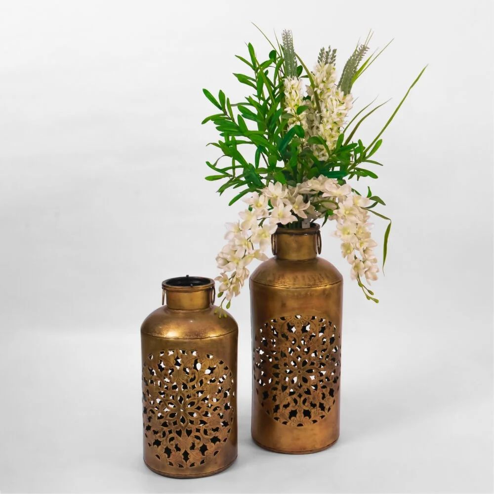 ROUNDED FLOOR CANDLE HOLDER